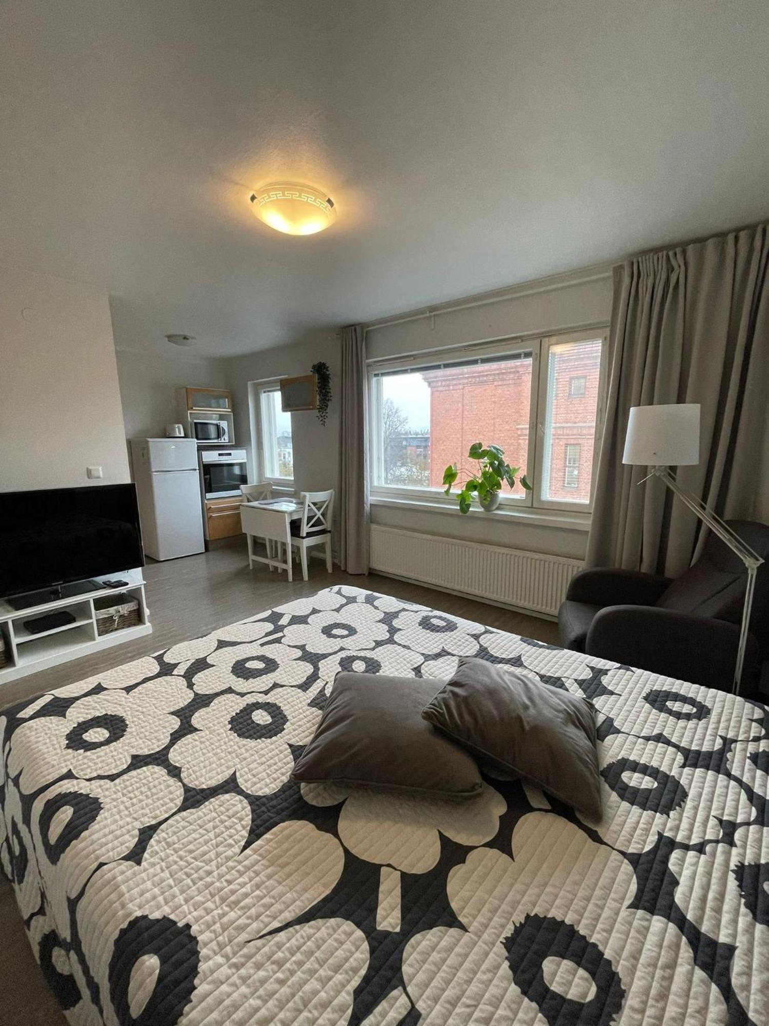 City Apartment Maaherrankatu, Ilmainen Kadunvarsipysaekoeinti Kuopio Esterno foto